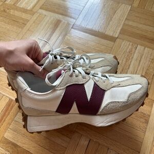 New Balance 327 Moonbeam Burgundy/Maroon Women’s Size 8